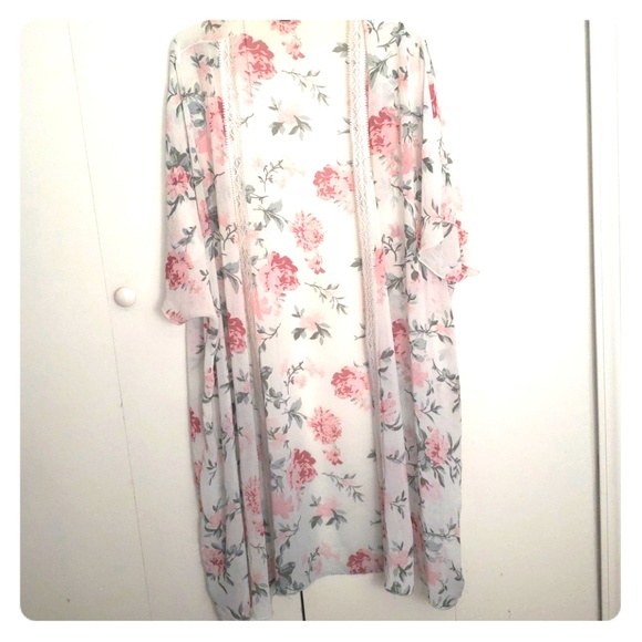moral fiber Tops - Floral kimono
